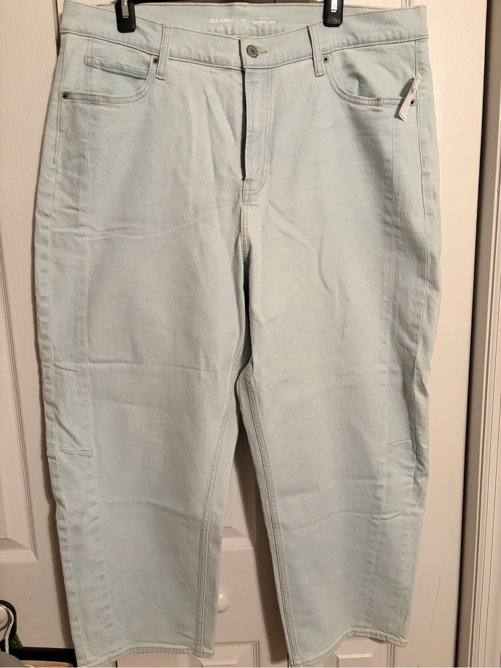 Old Navy women’s Pale Blue barrel leg Jeans